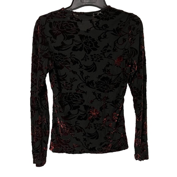 Monella Italy Black Semi Sheer Top with Red Velet Floral Overlay - Picture 7 of 10